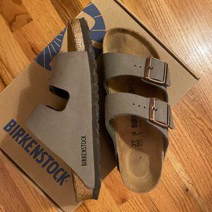 Arizona Birkibuc Birkenstocks